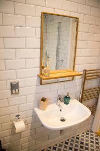 Et badeværelse på Cancleave - Cornish Clifftop Luxury + 47 billeder