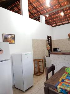 Dapur atau dapur kecil di A Casa No Baixio - Baixio - Litoral Norte - BA