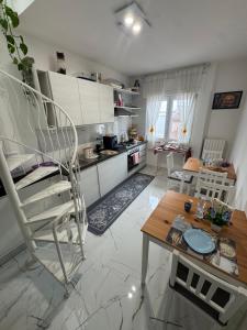 Kuchyň nebo kuchyňský kout v ubytování B&B Ancora del Sud