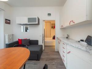 Kuchyňa alebo kuchynka v ubytovaní Italstay - Suite sui Navigli - Pet friendly