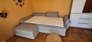 Posteľ alebo postele v izbe v ubytovaní Apartments Ivans