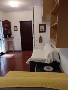Postel nebo postele na pokoji v ubytování Mono-Selene + 14 fotografií