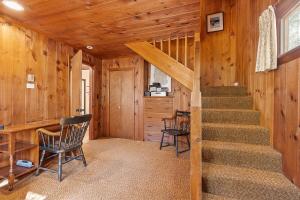 Fotografie z fotogalerie ubytování Lakeside Getaway - Lake Access & Firepit v destinaci Wolfeboro