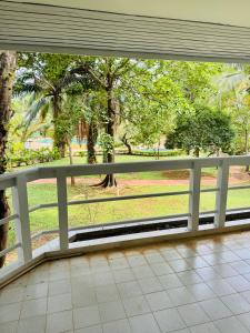 Balkón nebo terasa v ubytování Oceanside Place Beach Resort