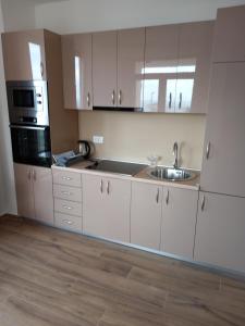 Gallery image of Beach Haven in Bar +3 photos
