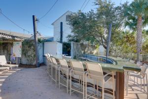 圣乔海滩Beach Access Port St Joe Home with Screened Patio!的相册照片