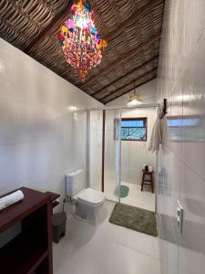 Bilik mandi di Casa Ingapura Treehouse Room - Povoado Bar da Hora - 15 min de canoa para Atins - Estilo B&B - Café da Manhã Simples - Conforto