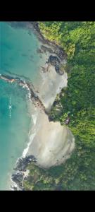 Peisaj natural din apropierea al acestui cort de lux