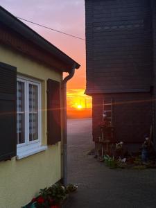 Blick auf den Sonnenuntergang/Sonnenaufgang von des Privatzimmers aus oder aus der Nähe