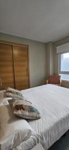 Ein Bett oder Betten in einem Zimmer der Unterkunft Vistamar Hotel Luxury Wellness By DLV -Adults Only-