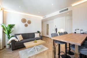 Χώρος καθιστικού στο Design Apartment near the Beaches of Nice +21 φωτογραφίες