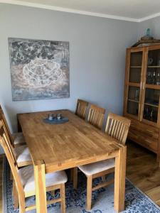 Φωτογραφία από το άλμπουμ του Garten, Sonnenterrasse und Strandkorb σε Burg auf Fehmarn
