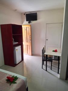 Kuchyň nebo kuchyňský kout v ubytování Tavua Hotel Ismail Investments