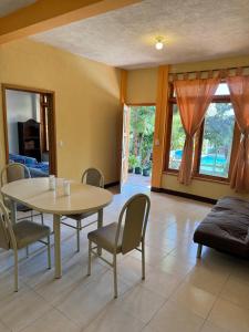 Gallery image of Casa don valentinos in Santa Catarina Palopó +25 photos