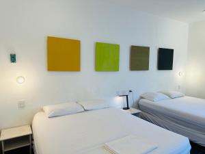Postel nebo postele na pokoji v ubytování Freelance Hostel