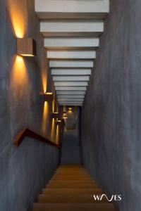 un escalier avec escalier dans l'établissement Studio with Great Rooftop Pool, à Tulum