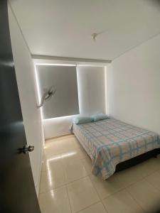 Postel nebo postele na pokoji v ubytování Nuevo Apartamento de 3 Habitaciones con Ventiladores