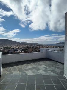 En generel udsigt til bjerge eller udsigt til bjerge taget fra feriehuset