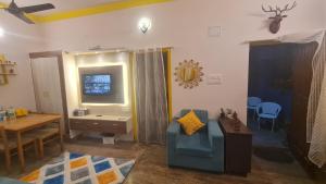 TV a/nebo společenská místnost v ubytování Casa De Urbano