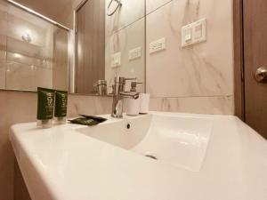 Bagno di Seafront Apartment Infinity Pool Rooftop