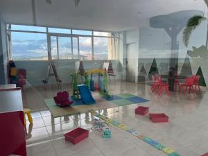 Miniclub di Seafront Apartment Infinity Pool Rooftop