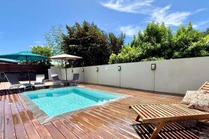 Villa Moea private pool confort & serenity in Pirae - AC- Wifi - 3 bdr内部或周边的泳池