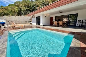 Villa Moea private pool confort & serenity in Pirae - AC- Wifi - 3 bdr内部或周边的泳池