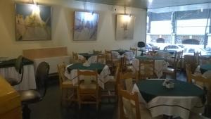 Restoran või mõni muu söögikoht majutusasutuses Hotel Klee