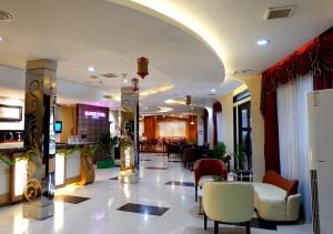 Vstupní hala nebo recepce v ubytování Manise Hotel