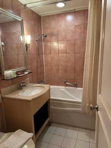 Vannituba majutusasutuses Erin Hotel
