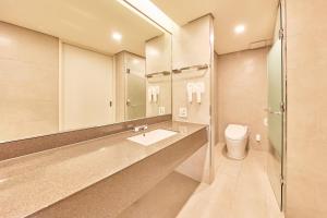 O baie la Hotel Thomas Myeongdong