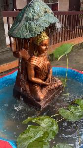 Bazén v ubytování BAVA Beach Resort & Retreat Center Varkala nebo v jeho okolí
