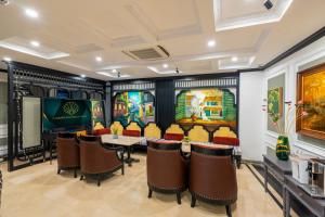 Charmpearl Hotel & Suites的休息区