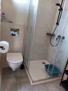 Phòng tắm tại Domki Północ-Południe +23 ảnh