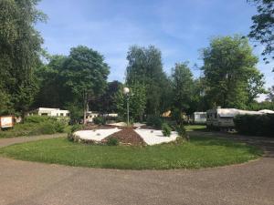 Giardino di Camping Les Lupins