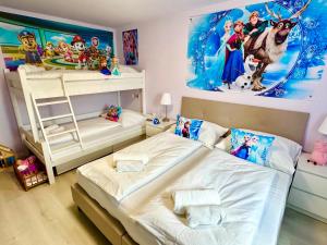 Postel nebo postele na pokoji v ubytování Mese Panzió Zalakaros