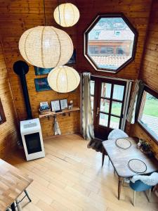 Kuchyňa alebo kuchynka v ubytovaní Le Chalet - Les Lodges de Praly