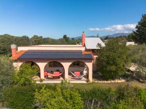 Φυσικό τοπίο κοντά σε αυτή η παραθεριστική κατοικία