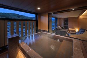 Mynd úr myndasafni af Marukyu Ryokan í Izu
