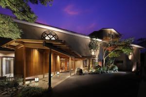 Byggingin sem ryokan-hótelið er í