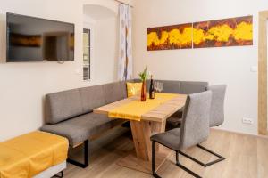 Posezení v ubytování Gästehaus Bruckner + 16 fotografií