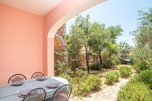 Ảnh trong thư viện ảnh của Sardegnaest vista mare piscina spa ở Budoni