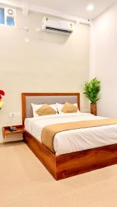 Gallery image of Mahalaxmi Executive Tuljapur in Tuljapur