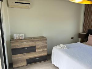 Ένα ή περισσότερα κρεβάτια σε δωμάτιο στο 3 Bedroom house near La Zenia Boulevard shopping Centre and La Zenia Beach, Orihuela Costa +20 φωτογραφίες