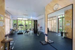 Fitness centrum a/nebo fitness zařízení v ubytování Ocean views Kata gardens penthouse 6C near Kata Noi Beach