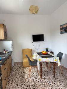 Kuchyň nebo kuchyňský kout v ubytování Aegean House