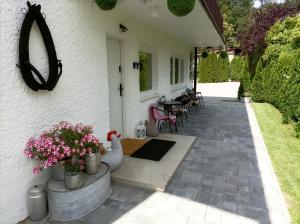 Sielankowo tesisinin dışında bir bahçe
