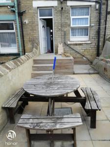 Gambar di galeri bagi Charming Bradford Room to Rent with Shared Facilities di Bradford