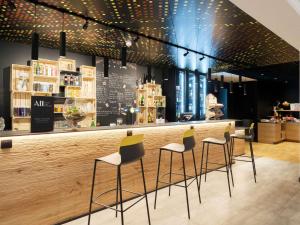 Lounge nebo bar v ubytování ibis Strasbourg Sud La Vigie