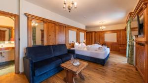Posteľ alebo postele v izbe v ubytovaní Romantik Hotel Santer